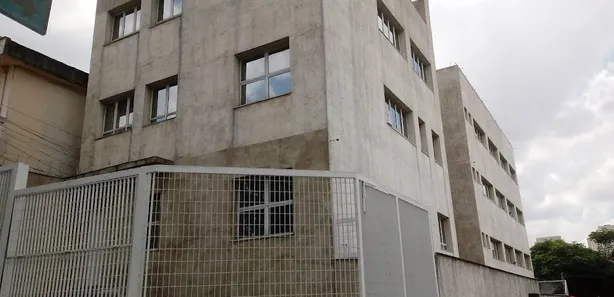 Galpão / Depósito / Armazém para venda ou aluguel, 984m² no Bosque da Saúde, São Paulo