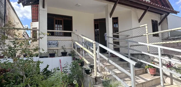 Casa com 5 Quartos para alugar, 160m² no Jardim Tavares, Campina Grande