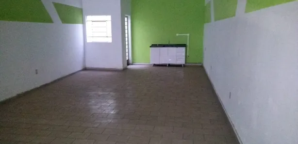 Loja / Salão / Ponto Comercial para alugar, 100m² no Centro, Pouso Alegre