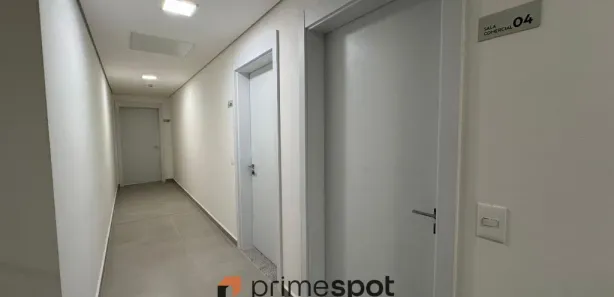 Conjunto Comercial / Sala para alugar, 261m² no Cabral, Curitiba
