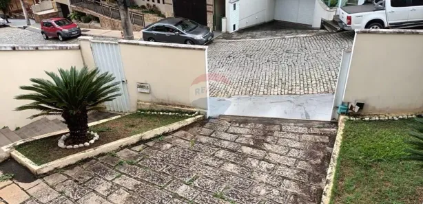 Casa com 4 Quartos à venda, 240m² no Centro, Bom Jardim
