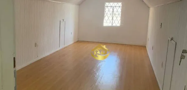 Casa Comercial para alugar, 75m² no Alto da Glória, Curitiba