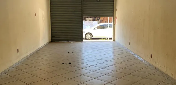 Loja / Salão / Ponto Comercial à venda, 54m² no Vila Julieta, Resende