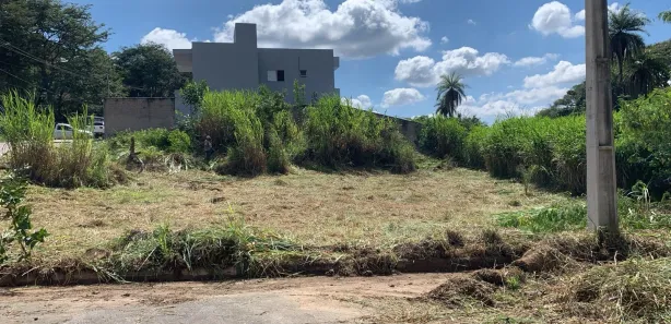 Terreno / Lote / Condomínio à venda, 375m² no , Florestal