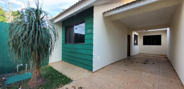 Casa com 3 Quartos para alugar, 100m² no Parque das Laranjeiras, Maringá
