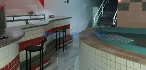 Prédio Inteiro com 11 Quartos para venda ou aluguel, 473m² no Centro, Campinas