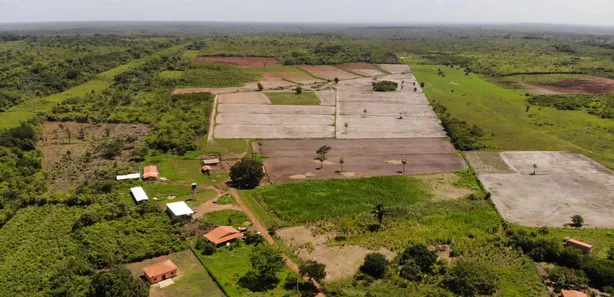Fazenda / Sítio / Chácara com 3 Quartos à venda, 124000000m² no Centro, Campo Maior