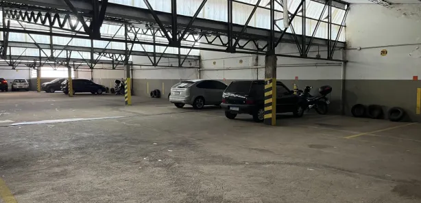 Loja / Salão / Ponto Comercial à venda, 11m² no Centro, Juiz de Fora