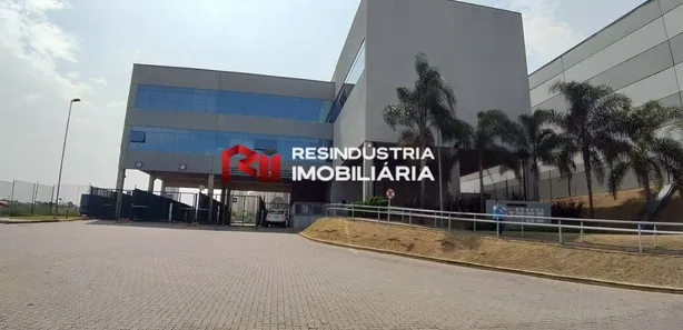 Galpão / Depósito / Armazém para alugar, 2369m² no Sítio Guarehy, Carapicuíba