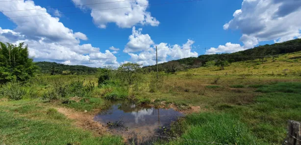 Terreno / Lote / Condomínio à venda, 20000m² no Zona Rural, Fortuna de Minas