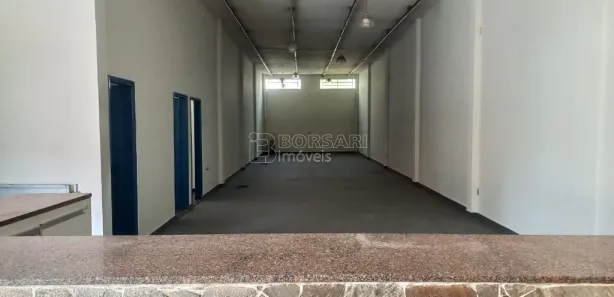 Loja / Salão / Ponto Comercial para alugar, 183m² no Centro, Araraquara