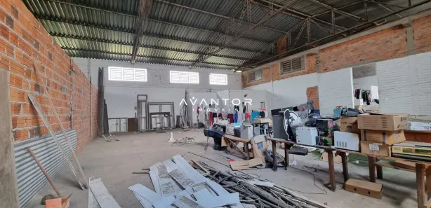 Prédio Inteiro com 1 Quarto à venda, 1000m² no Camobi, Santa Maria