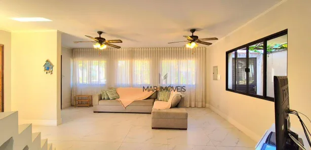 Casa de Condomínio com 3 Quartos para alugar, 210m² no Balneário Praia do Pernambuco, Guarujá