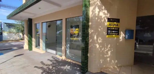 Conjunto Comercial / Sala para alugar, 48m² no Centro, Toledo