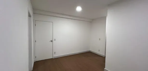 Apartamento com 2 Quartos para alugar, 61m² no Jardim Tupanci, Barueri