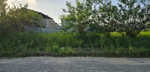 Terreno / Lote / Condomínio à venda, 348m² no , Balneário Piçarras