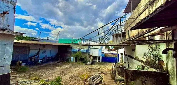 Galpão / Depósito / Armazém à venda, 250m² no Ilha da Conceição, Niterói