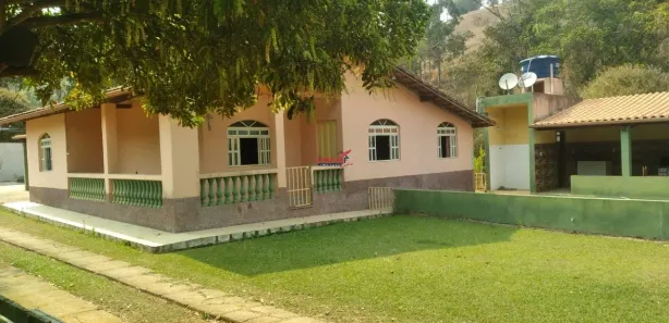 Fazenda / Sítio / Chácara com 3 Quartos à venda, 4000m² no Área Rural de Viçosa, Viçosa