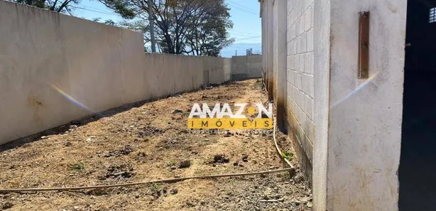Galpão / Depósito / Armazém à venda, 500m² no Campinas, Pindamonhangaba