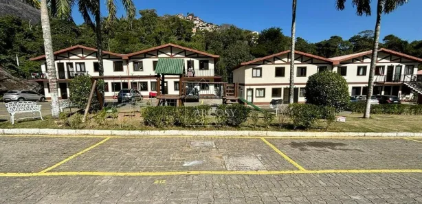 Apartamento com 2 Quartos à venda, 65m² no Samambaia, Petrópolis