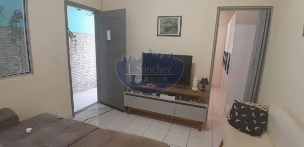 Casa de Condomínio com 2 Quartos para alugar, 4425m² no Vila Ursulina, Itaquaquecetuba