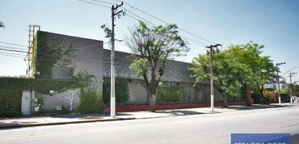 Prédio Inteiro para alugar, 1361m² no Jaguaré, São Paulo