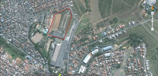 Galpão / Depósito / Armazém à venda, 4555m² no Pinheiros, Varginha