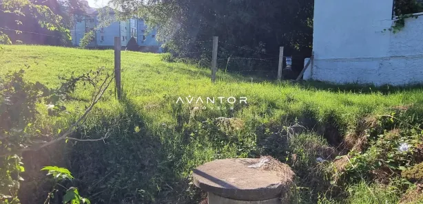 Terreno / Lote / Condomínio à venda, 281m² no Centro, Santa Maria