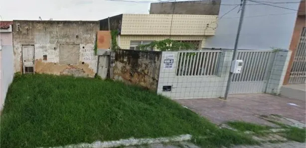 Casa com 2 Quartos à venda, 300m² no Grageru, Aracaju