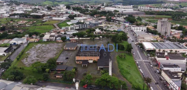 Galpão / Depósito / Armazém à venda, 3000m² no Jardim Andere, Varginha