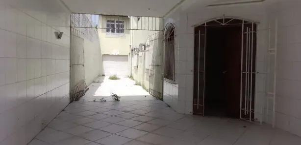 Casa com 4 Quartos para alugar, 300m² no Salgado Filho, Aracaju