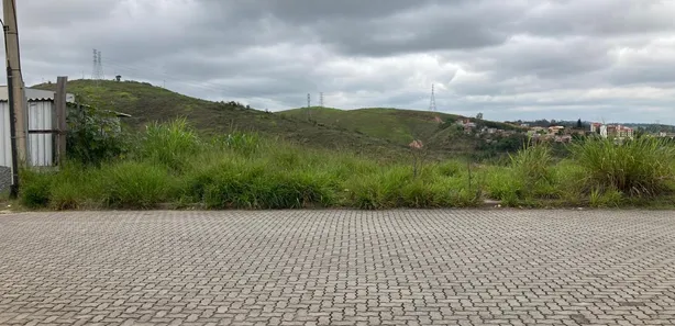 Terreno / Lote / Condomínio à venda, 566m² no Jardim Amália, Volta Redonda