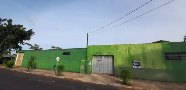 Loja / Salão / Ponto Comercial para alugar, 137m² no Vila Franko, Apucarana