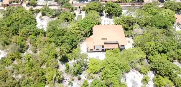 Fazenda / Sítio / Chácara com 8 Quartos para alugar, 600m² no Tapera, Aquiraz