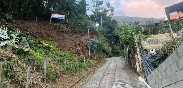 Terreno / Lote / Condomínio à venda, 1085m² no Corrêas, Petrópolis
