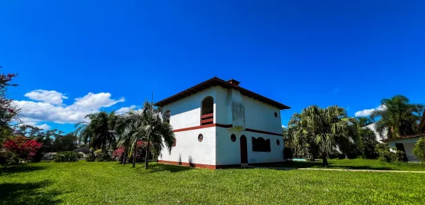 Casa com 4 Quartos para alugar, 370m² no Distrito Industrial, Criciúma