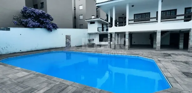 Casa com 3 Quartos para venda ou aluguel, 686m² no Jardim São Carlos, São Carlos