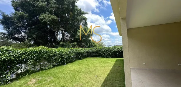 Casa com 3 Quartos para alugar, 198m² no Chácara dos Junqueiras, Carapicuíba