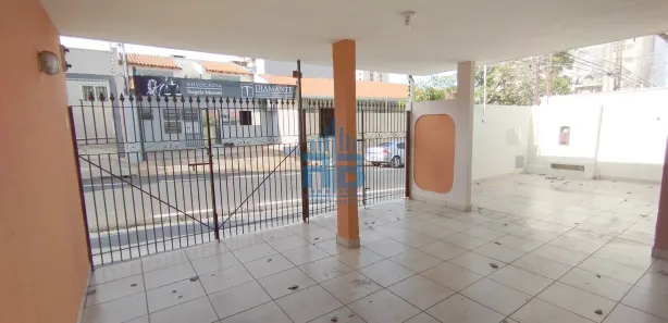 Casa com 3 Quartos para alugar, 167m² no Vila Euclides, Presidente Prudente