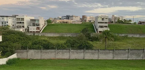 Terreno / Lote / Condomínio à venda, 385m² no Alphaville (Abrantes), Camaçari