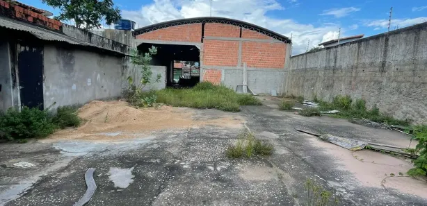 Galpão / Depósito / Armazém à venda, 680m² no Jardim São Luís, Imperatriz