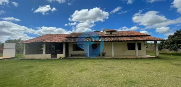Fazenda / Sítio / Chácara com 3 Quartos à venda, 240m² no , Araçoiaba da Serra
