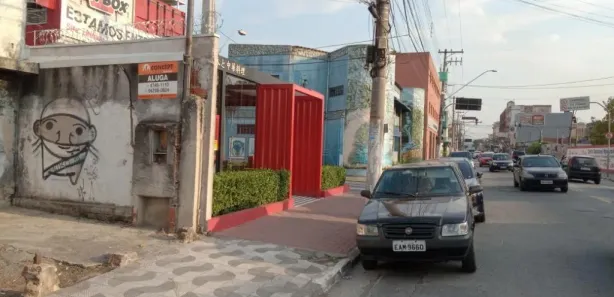 Casa Comercial com 2 Quartos para alugar, 150m² no Parque Suzano, Suzano