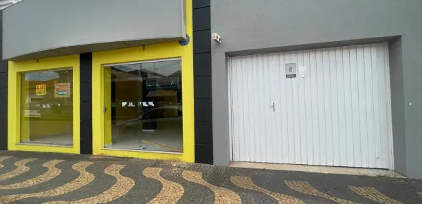 Loja / Salão / Ponto Comercial com 1 Quarto para alugar, 227m² no Centro, Araras