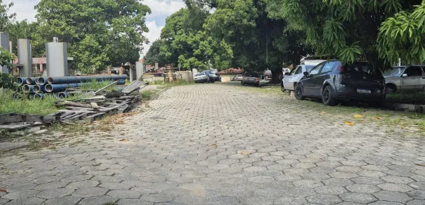 Galpão / Depósito / Armazém para venda ou aluguel, 4000m² no Parque Mondesir, Lorena