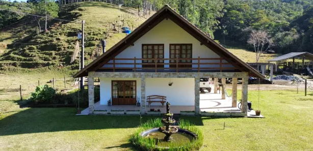 Fazenda / Sítio / Chácara com 2 Quartos à venda, 65000m² no , Águas Mornas