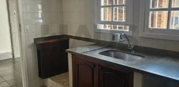 Sobrado com 4 Quartos à venda, 180m² no Barreira Cravo, Volta Redonda