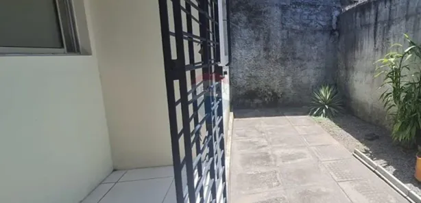Casa com 2 Quartos para alugar, 46m² no Pau Amarelo, Paulista
