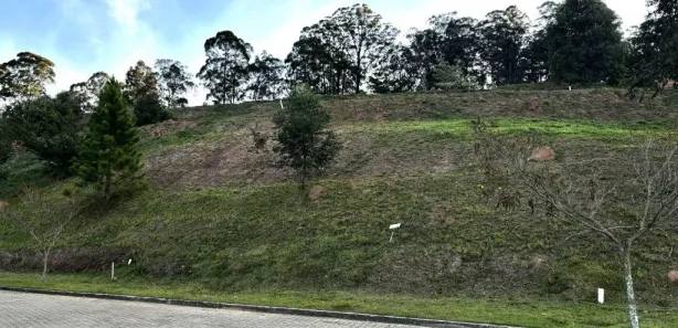 Terreno / Lote / Condomínio à venda, 613m² no Bairro Itapema, Itatiba