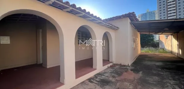 Loja / Salão / Ponto Comercial com 2 Quartos à venda, 304m² no Centro, Araraquara